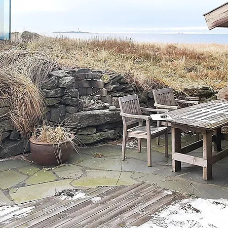8 Person Holiday Home In Voll-By Traum *